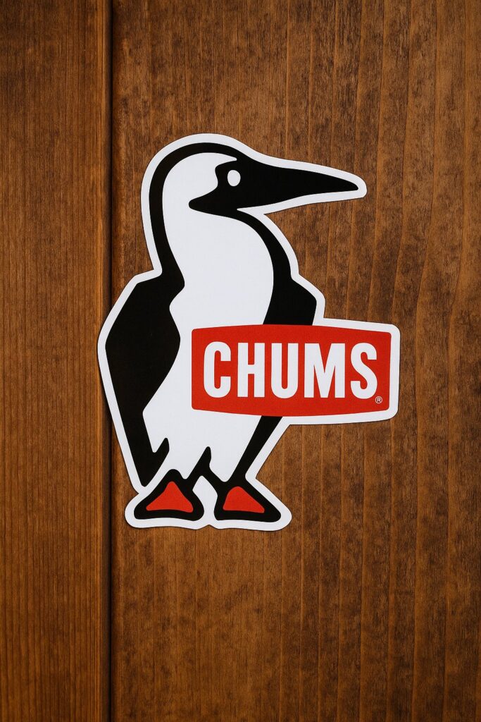 CHUMS（チャムス）のブランドロゴとブービーバードマーク