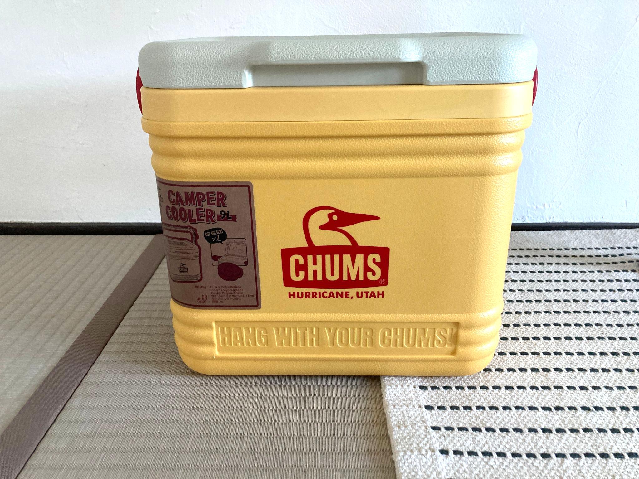 チャムスキャンパークーラー9Lのイエローとグレーのレトロデザイン